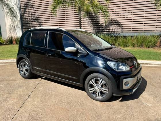 VOLKSWAGEN UP 1.0 TSI HIGH UP 12V FLEX 4P MANUAL